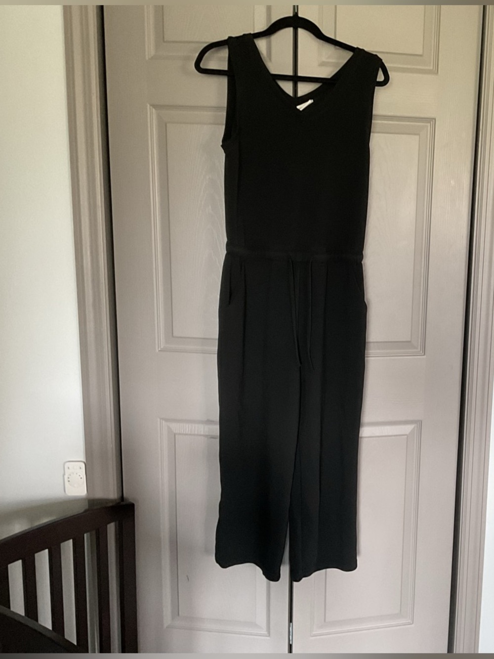 32 Degrees Black Sleeveless V-Neck Jumpsuit